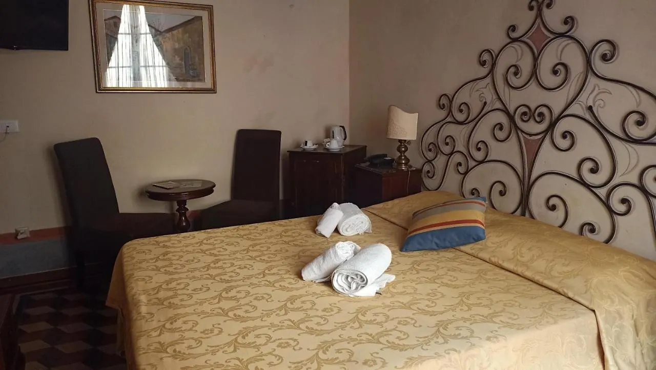 Relais Corso Storico Bed and Breakfast Pisa