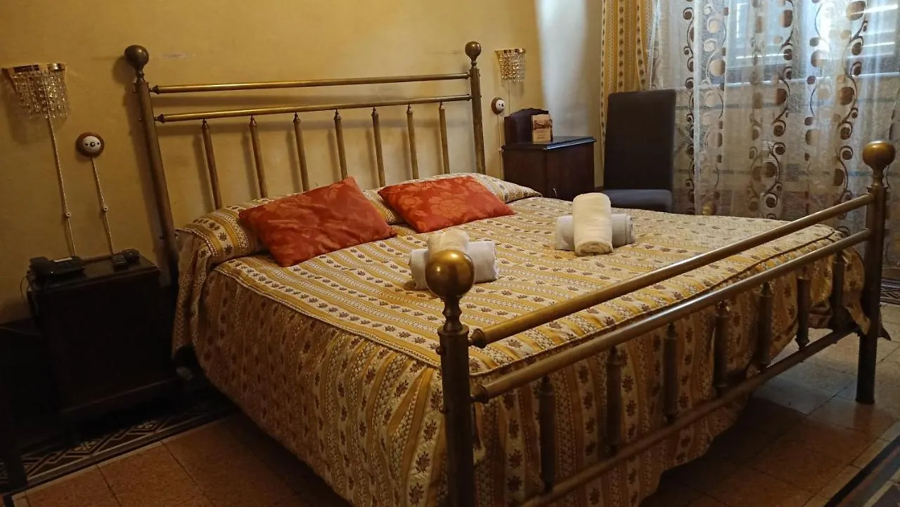 Relais Corso Storico Bed and Breakfast Pisa Italia