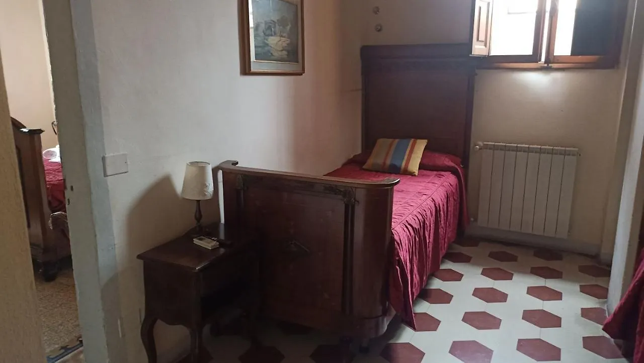 Relais Corso Storico Acomodação com café da manhã Pisa 0*,