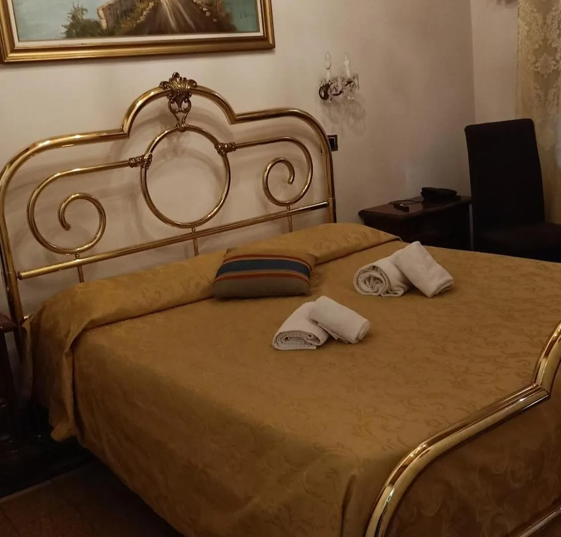Relais Corso Storico Bed & Breakfast Pisa 0*,  Italy